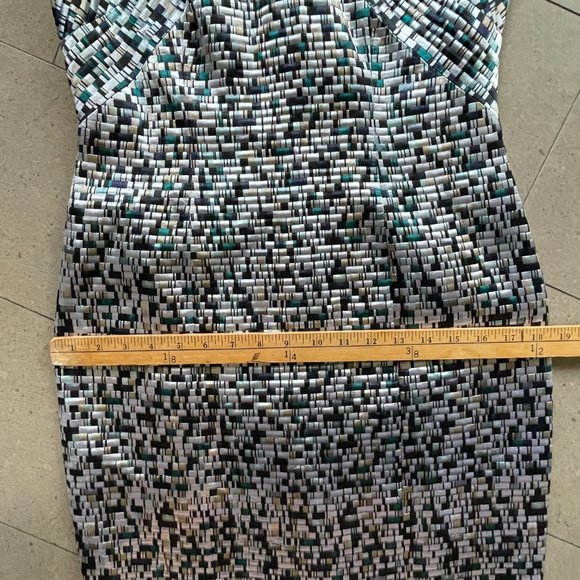 Hugo Boss Distripy Jacquard Ponte Multi-Color Sheath Dress NWOT-Size 4 - Picture 13 of 16